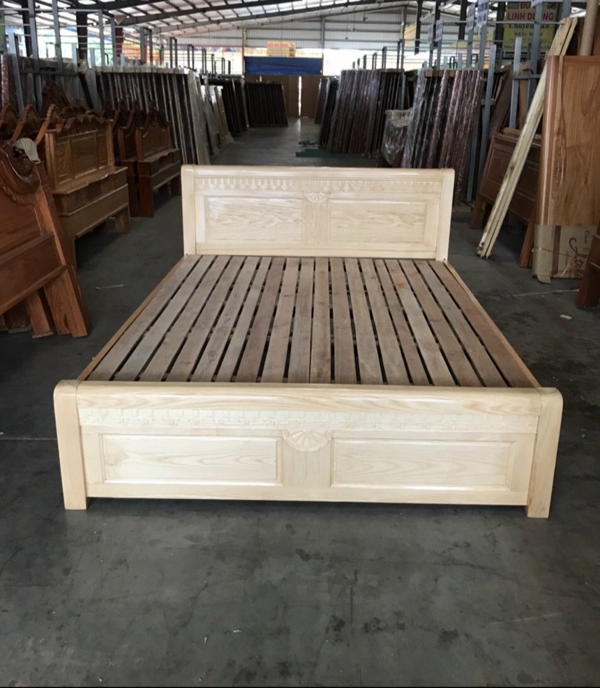 Giường gỗ sồi